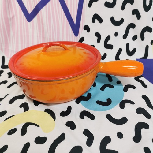 Creuset 22cm cast - le, iron