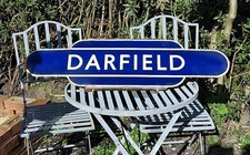 Darfield Station Totem Sign