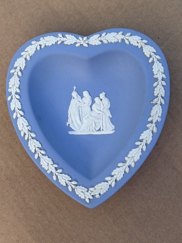 Wedgwood jasperware blue - wedgwood, heart