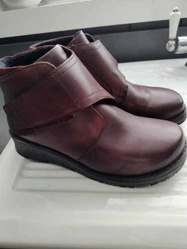 Ladies burgundy wide fit - ladies,