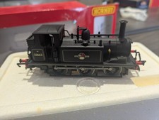 Hornby OO Gauge BR Terrier Locomotive 0-6-0 Black 32662