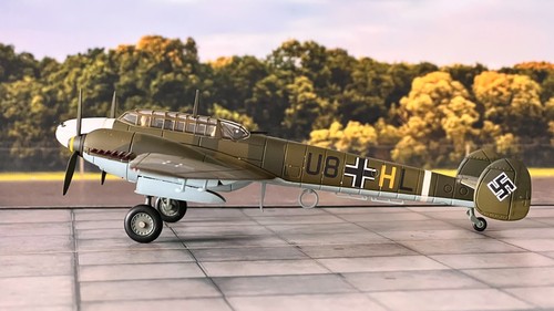 Corgi aa38505 bf110c 1 - corgi, bf110c-1