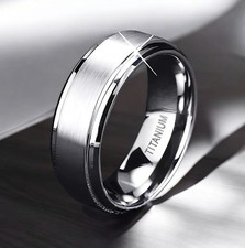 Men titanium brushed tone - brushed,