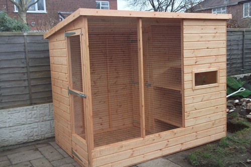 Rabbit hutch cheshire - hutch.,