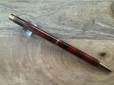 Sheaffer Targa  1031 Ruby Red