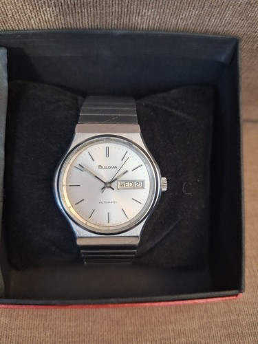 Vintage 1977 bulova - vintage,