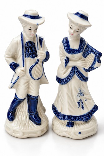 Vintage porcelain blue and - blue,