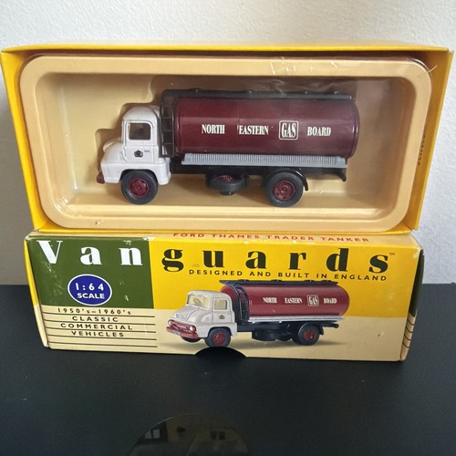 Lledo vanguards scale 64 - vanguards,