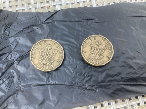Brass colour pence pieces - pence,