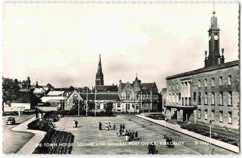 Kirkcaldy town house square - kirkcaldy,