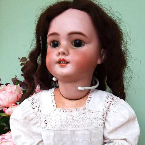 Beautiful jumeau bebe - 26",
