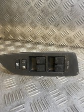 2007-12 TOYOTA AURIS MK1