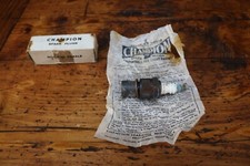 VINTAGE CHAMPION  #7 SPARK PLUG NOS In Box 1/2" reach 1" hex UNUSED (#2)