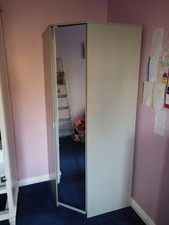 Corner Wardrobe with Mirror