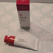 Glossier Cloud Paint Seamless