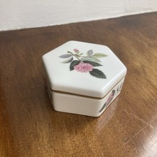 Wedgwood Hathaway Rose Lidded Bone China Hexagonal Pot  Made in England
