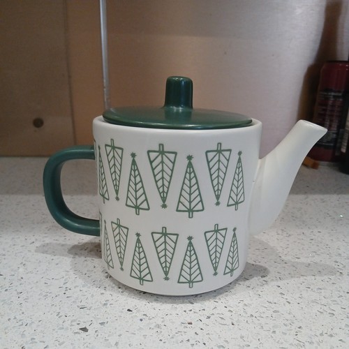 Habitat tree design - design, teapot