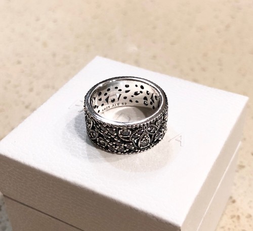 Pandora shimmering leaves ring - leaves,