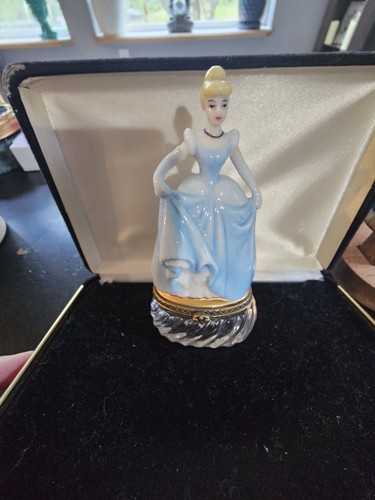 Rare vintage disneyland - rare,