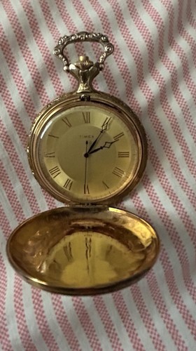 Vintage 48mm timex gold tone - vintage,