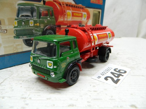Corgi bedford 4 wheel - 1:50, tk