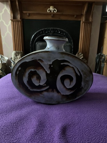 Llangollen pottery oval - llangollen,