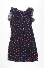 Embrace timeless feminine