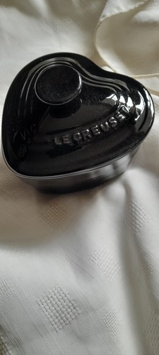 Creuset black heart - creuset, shaped