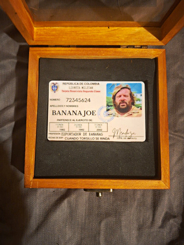 Bud spencer banana joe replica - bud,