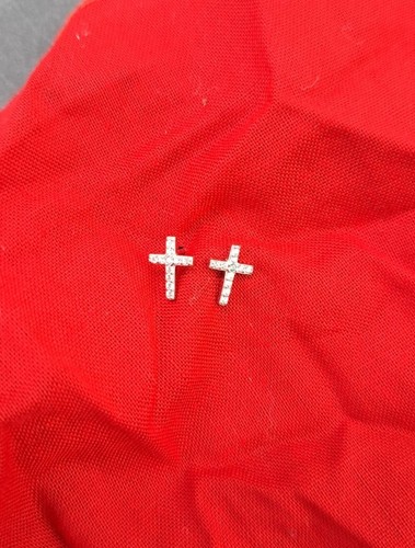 Sterling silver cross stud - silver,