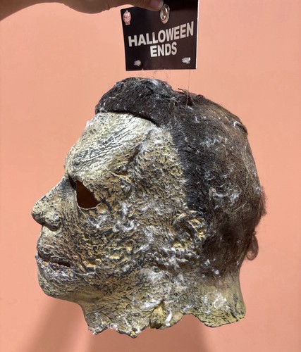 Halloween ends michael myers - -,