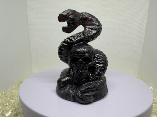 Garnet stone skull - garnet,