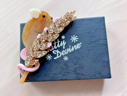 Field mouse brooch tatty - brooch, by