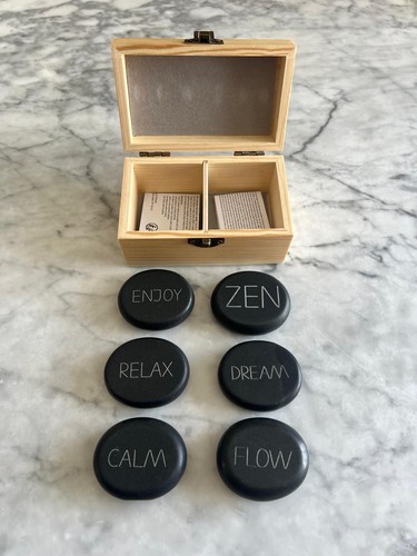Engraved ovular basalt massage - basalt,