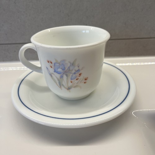 Pyrex vintage blue iris cup - blue,