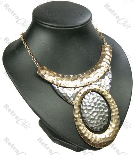 Big hammered bib curved collar - hammered,
