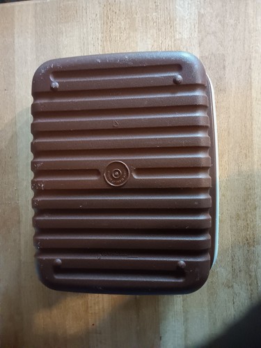 Tupperware brown cream food - tupperware, brown/cream