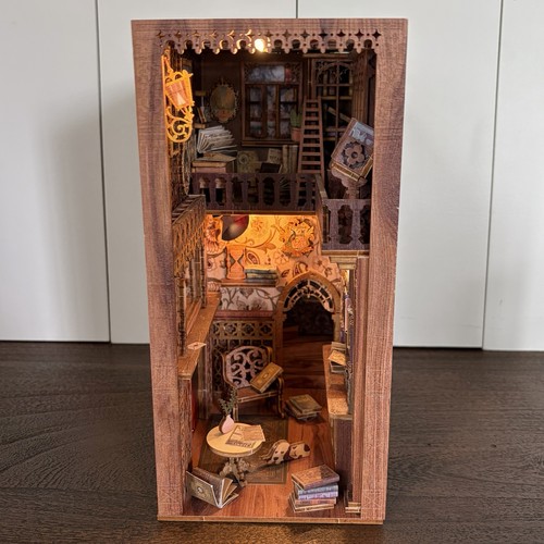 Book nook eternal - eternal, library