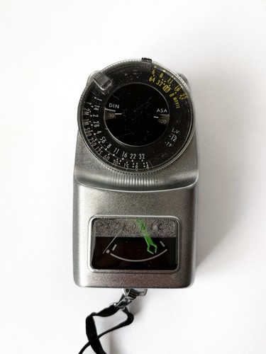 Sekonic microlite meter - sekonic, k