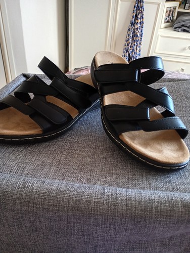 Pavers ladies black sandals