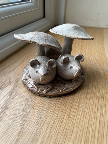 Briston pottery mice - briston,