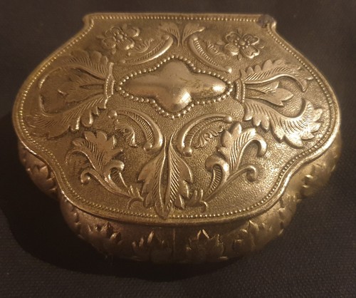 Vintage trinket box marked - trinket,