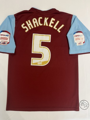 Burnley puma shackell - burnley, fc