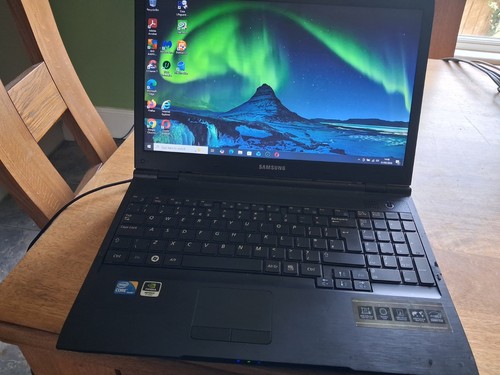 Samsung p580 256gb ssd 8gb - samsung,
