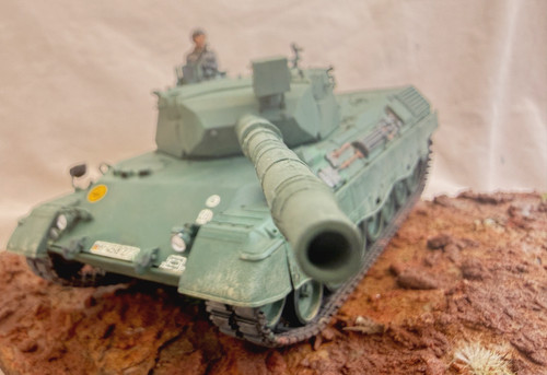 Leopard german main battle - german,