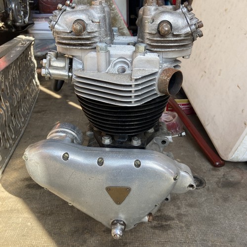 Triumph pre unit 650 engine - pre-unit,