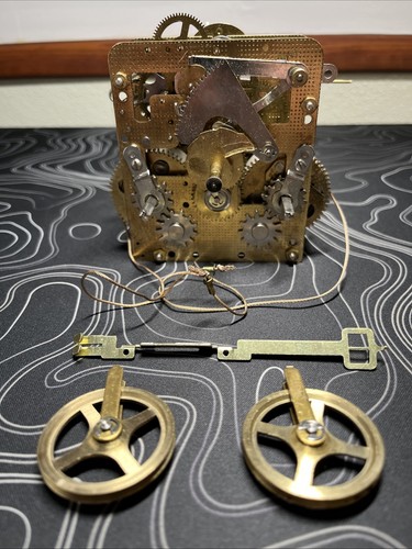 Fhs 241 870 clock - (hermle),