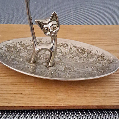 Metal cat ornament - cat, figurine