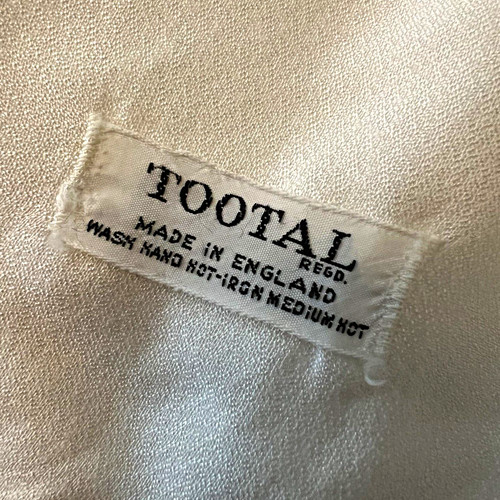 Tootal white solid rectangle - white,