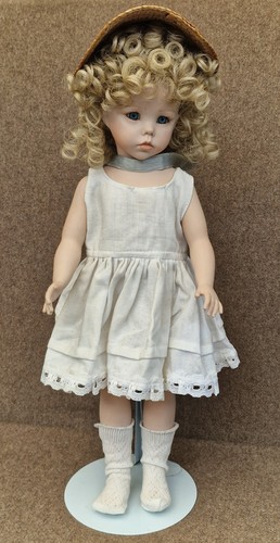 Dianne effner hilary doll - dianne, '
